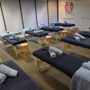 massage-therapy-school-classroom